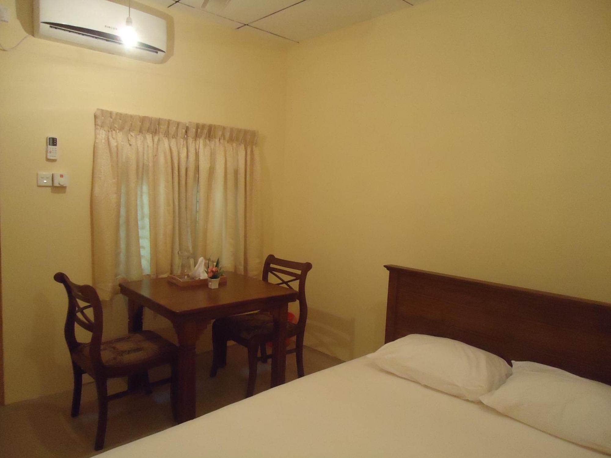 Guest House 卡杜韦勒 外观 照片